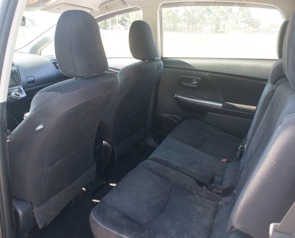 Used 2015 Toyota Prius V Three FWD image 11