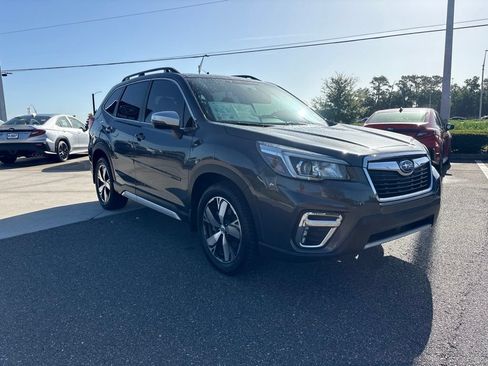 Used 2020 Subaru Forester Touring w/ Popular Package #2 AWD/4WD image 3