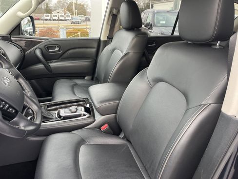 Certified 2024 INFINITI QX80 Luxe w/ Cargo Package AWD/4WD image 9