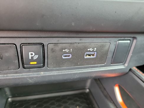 Used 2025 Nissan Frontier Pro-X RWD image 18
