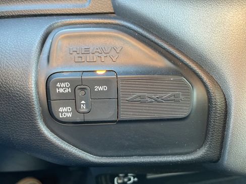 Used 2024 RAM 2500 Big Horn image 20