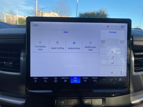 Used 2024 Ford Expedition Max XLT image 21