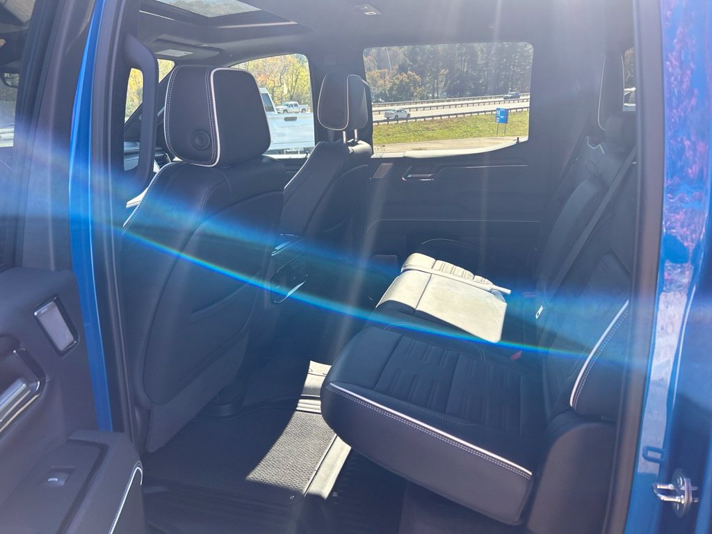 Used 2024 GMC Sierra 1500 AT4X AWD/4WD image 12