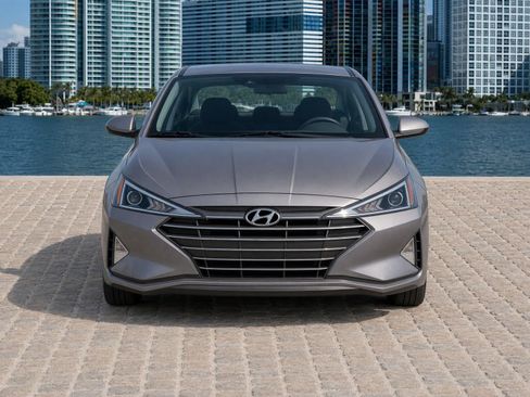 Used 2020 Hyundai Elantra SEL FWD image 2