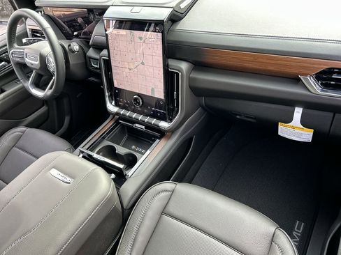 Used 2026 GMC Yukon XL Denali w/ Sun & Power Step Package image 30