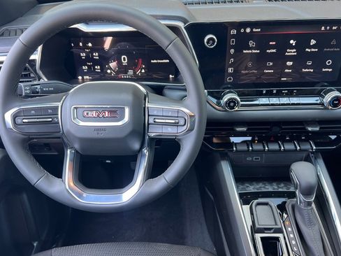 New 2025 GMC Canyon Elevation w/ Technology Package image 11