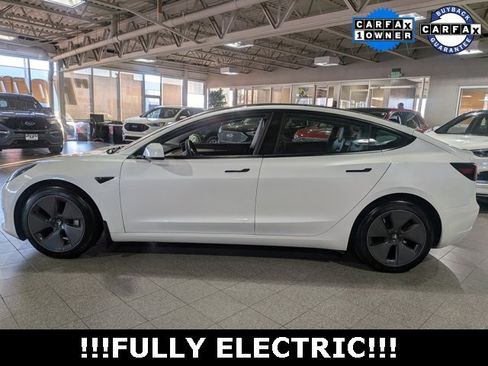 Used 2023 Tesla Model 3 Standard Range image 5
