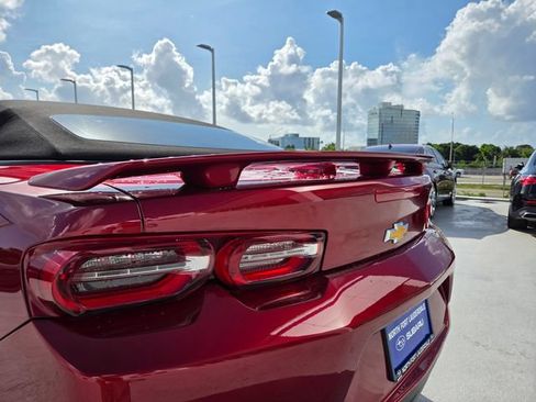 Used 2023 Chevrolet Camaro LT RWD image 11