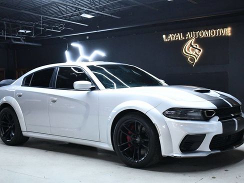 Used 2020 Dodge Charger Scat Pack RWD image 4