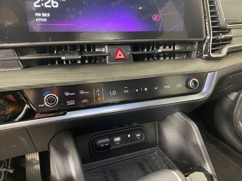 Used 2025 Kia Sportage X-Line w/ Premium Package AWD/4WD image 8