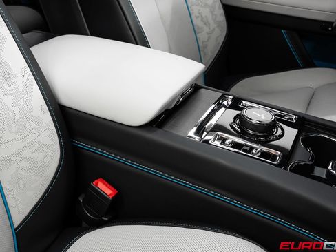 Used 2025 Rolls-Royce Ghost AWD/4WD image 35
