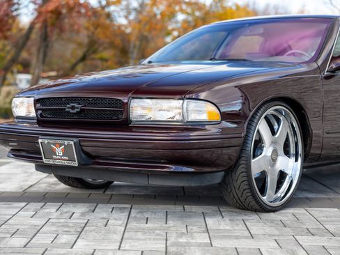 Used 1996 Chevrolet Caprice SS image 5