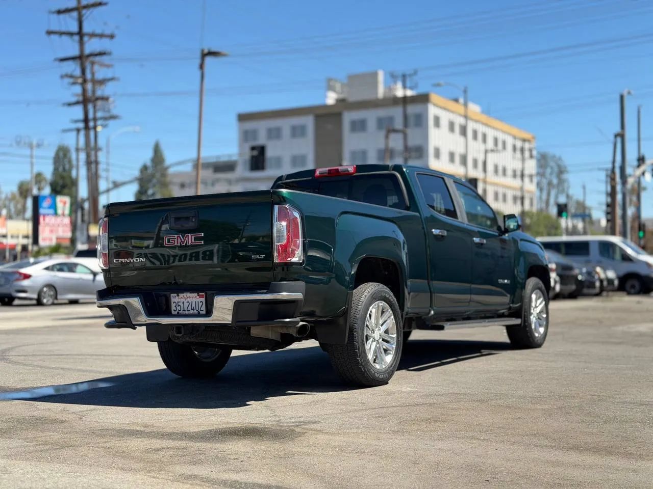Used 2016 GMC Canyon SLT w/ LPO, Gearon Bar Package RWD image 17