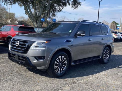 Used 2022 Nissan Armada SL w/ Midnight Edition Package image 3