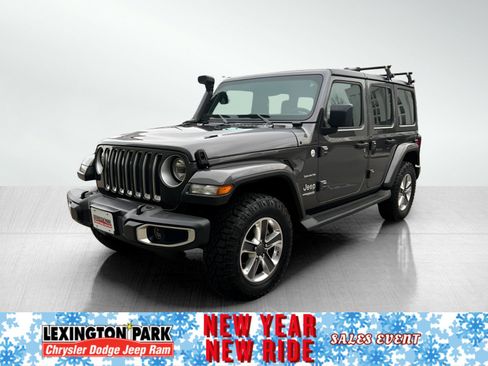 Used 2020 Jeep Wrangler Unlimited Sahara image 2