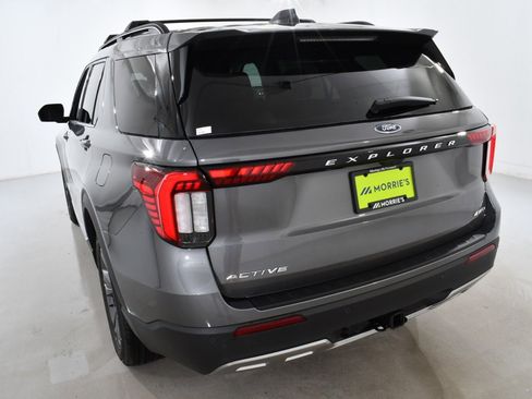New 2025 Ford Explorer Active w/ Active Comfort Package image 14