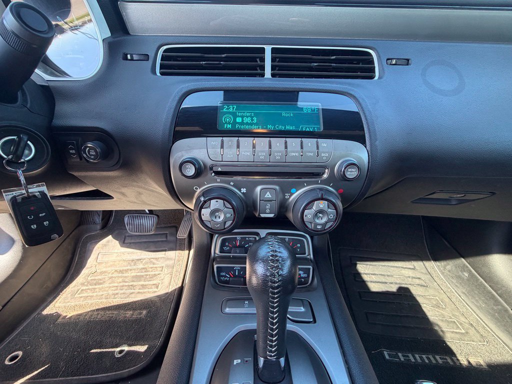 Used 2011 Chevrolet Camaro LT w/ RS Package RWD image 9