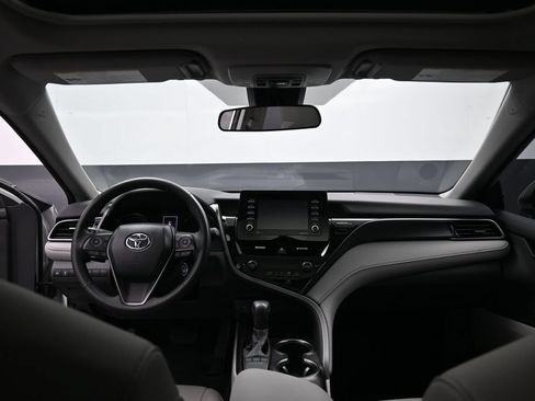 Used 2024 Toyota Camry SE FWD image 26