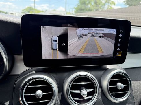 Used 2022 Mercedes-Benz GLC 300 image 28