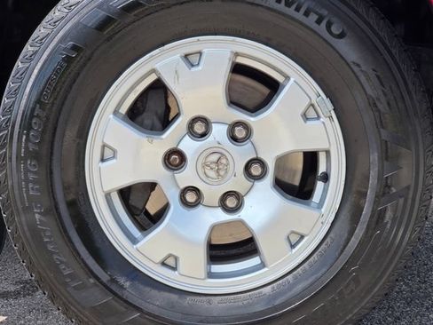 Used 2013 Toyota Tacoma 4x4 Access Cab w/ SR5 Pkg image 20