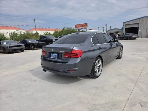 Used 2017 BMW 330i Sedan RWD image 5