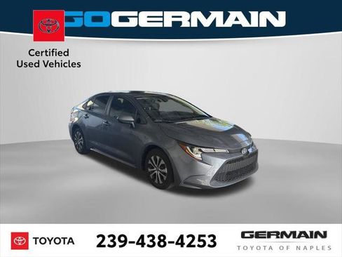 Certified 2022 Toyota Corolla LE FWD image 9