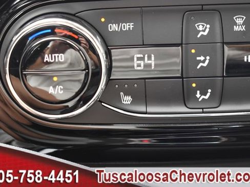 New 2025 Chevrolet Trax LT w/ Driver Confidence Package image 28