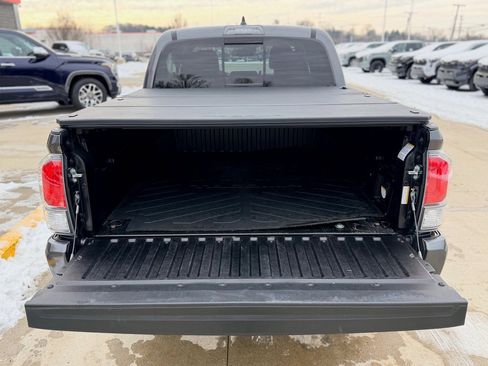 Used 2023 Toyota Tacoma TRD Sport image 21