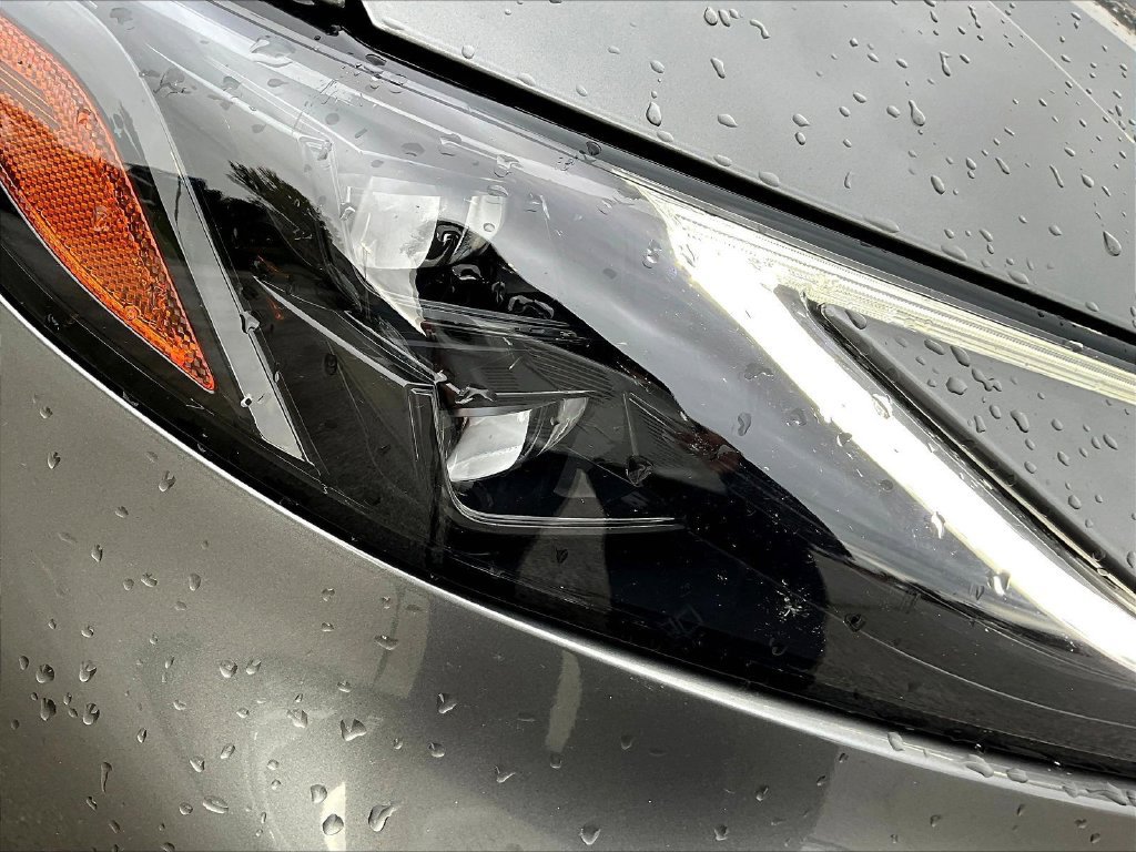 Used 2025 Toyota Camry XSE FWD image 34