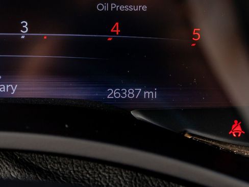 Used 2024 RAM 2500 Limited w/ Safety Group image 21