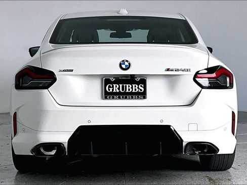 Used 2025 BMW M240i xDrive Coupe image 6