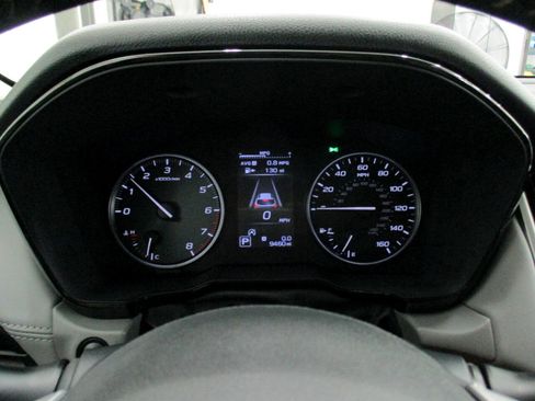 Used 2025 Subaru Outback Premium image 18