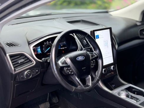 Used 2021 Ford Edge SEL FWD image 11
