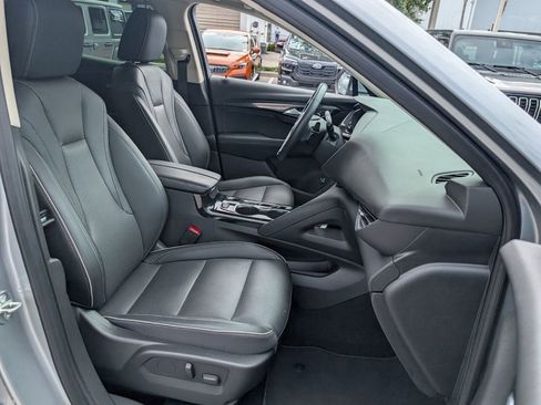 Used 2023 Buick Envision Essence FWD image 17