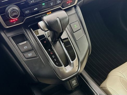 Used 2019 Honda CR-V Touring image 16