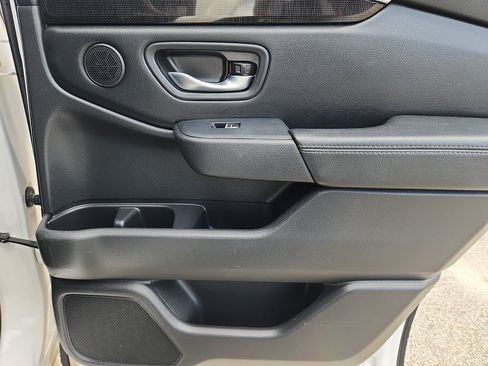 Used 2023 Honda Pilot Elite image 34
