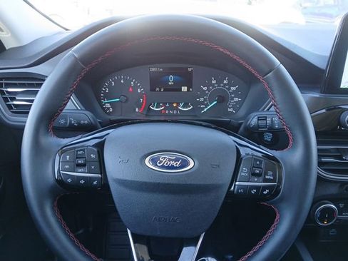 Used 2022 Ford Escape SEL w/ SEL Stealth AWD Package image 11