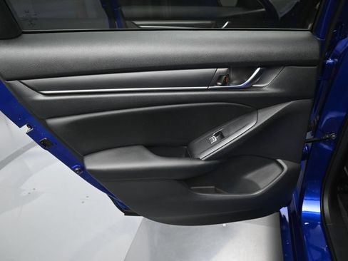 Used 2022 Honda Accord Sport image 30