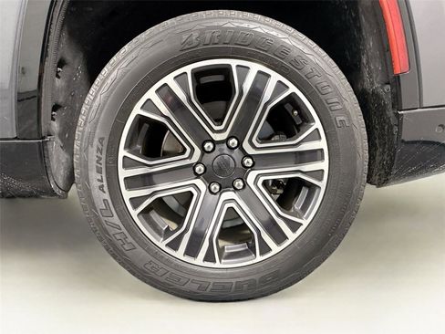 Used 2022 Jeep Wagoneer Series III w/ Convenience Group I image 14