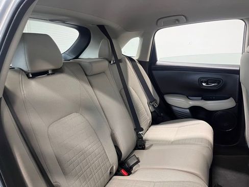 Used 2023 Honda HR-V LX image 13