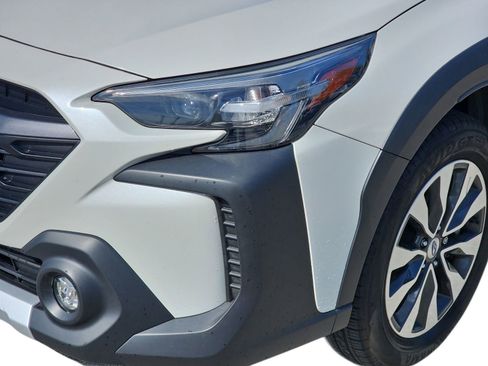 Used 2023 Subaru Outback Limited image 9