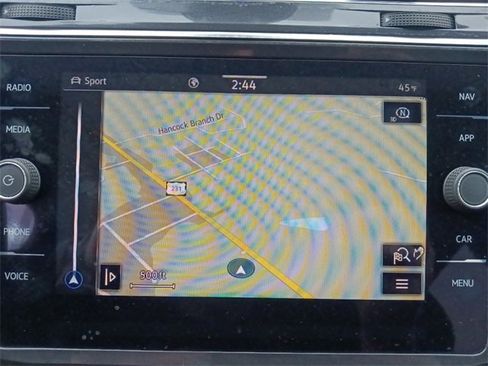 Used 2023 Volkswagen Tiguan SEL R-Line image 23