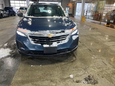 Used 2024 Chevrolet Equinox LS w/ LS Convenience Package image 6