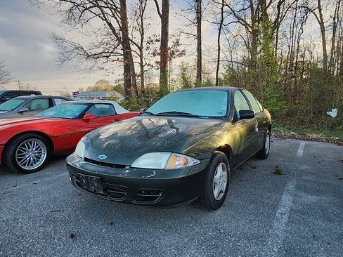 Used 2001 Chevrolet Cavalier Sedan image 1