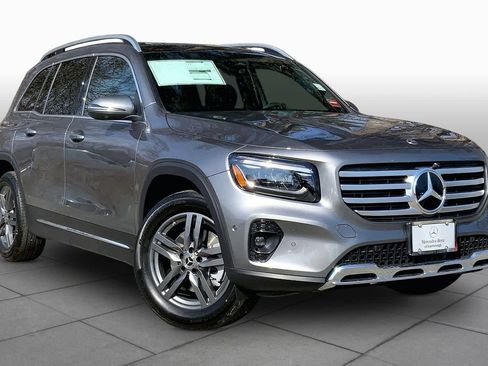 New 2026 Mercedes-Benz GLB 250 4MATIC image 2