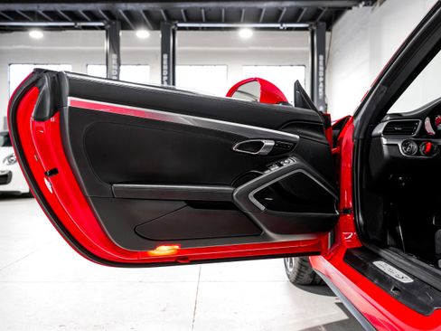 Used 2015 Porsche 911 Targa 4S image 25