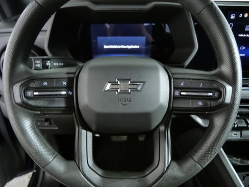Used 2023 Chevrolet Colorado Trail Boss w/ Technology Package AWD/4WD image 21
