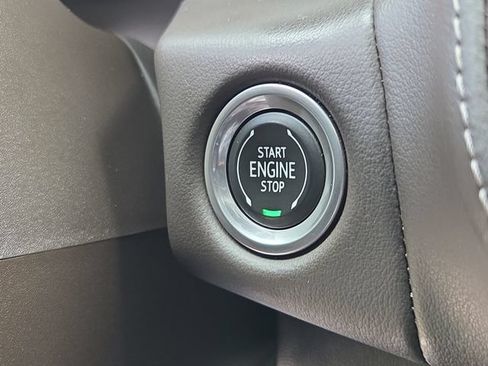 Certified 2022 GMC Yukon SLT w/ SLT Luxury Package RWD image 31
