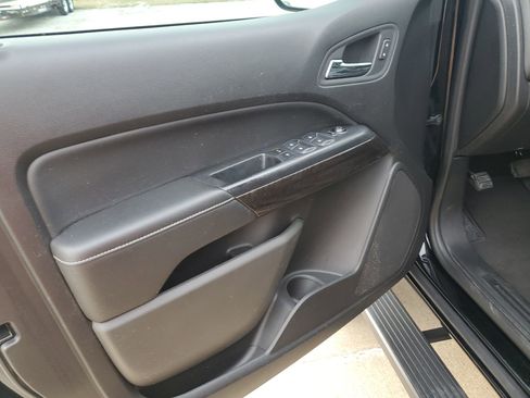 Used 2017 GMC Canyon SLT w/ Driver Alert Package image 28