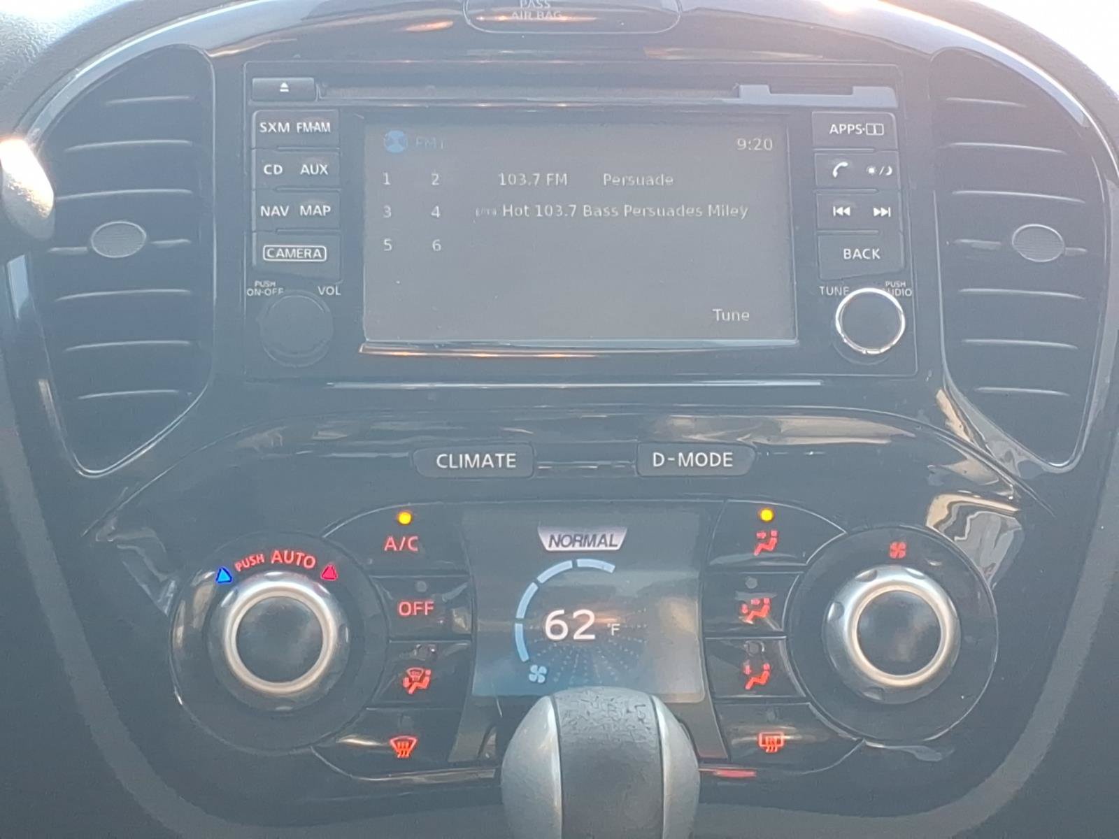 Used 2014 Nissan Juke SL AWD/4WD image 6